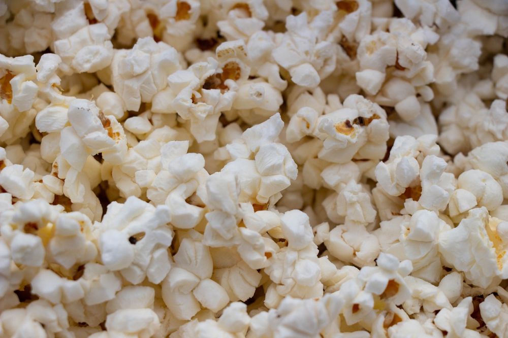 Lej en popcornmaskine og tilføj sjov og smag til dit event